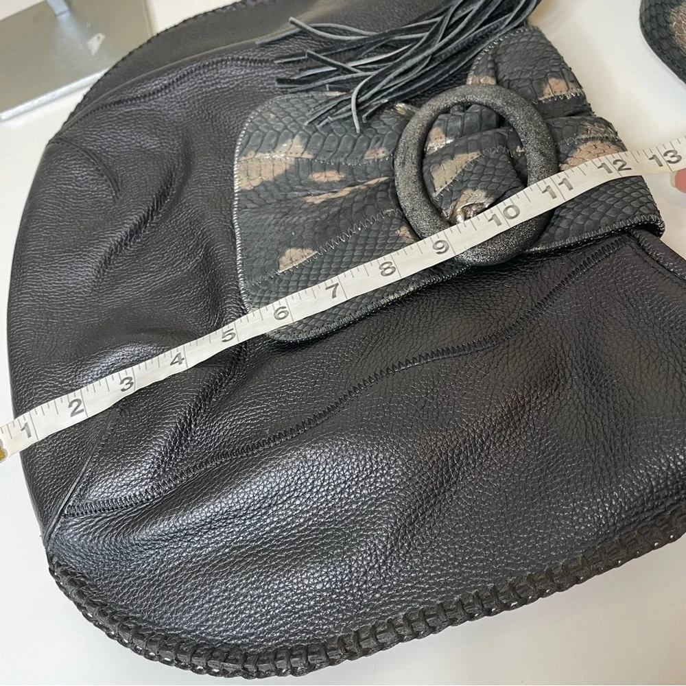 CHI Designed by Falchi Snakeskin & Pebble Leather Shoulder Bag